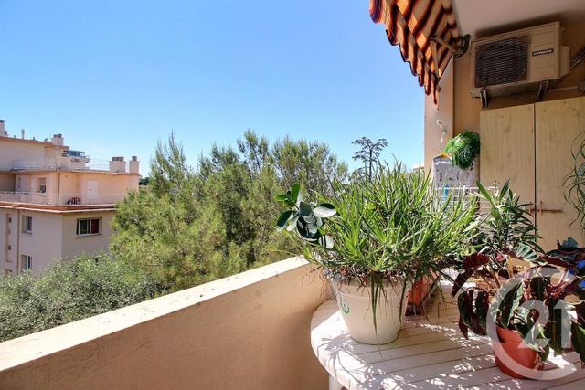 Appartement F3 à vendre - 3 pièces - 55 m2 - Nice - 06 - PROVENCE-ALPES-COTE-D-AZUR