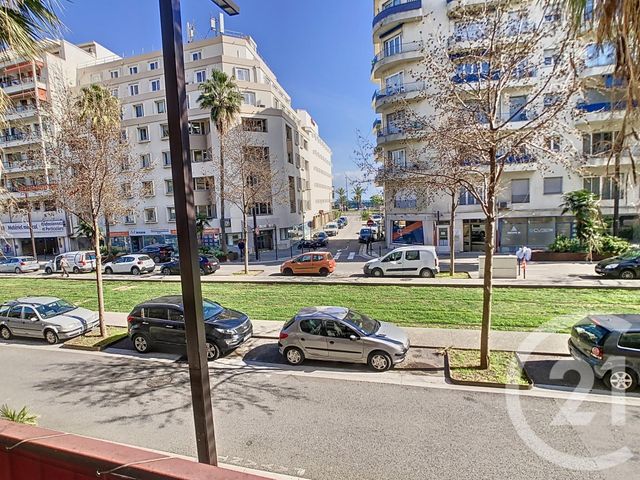 Appartement F3 à vendre - 3 pièces - 80 m2 - Nice - 06 - PROVENCE-ALPES-COTE-D-AZUR